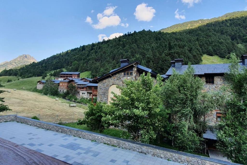 Acollidor estudi amb encant nòrdic i amb parquing, al costat de Grandvalira Canillo Exterior foto